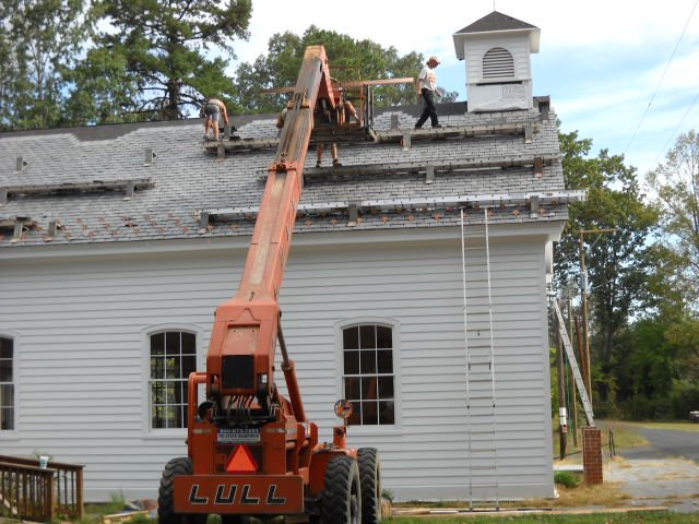 roofersinstalltheslateroof.jpg